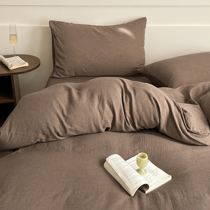 91家纺网 家纺一手货源 找家纺 睡棉坊 2024新款全棉色织提花双层纱复古单被套 千喜格-红咖