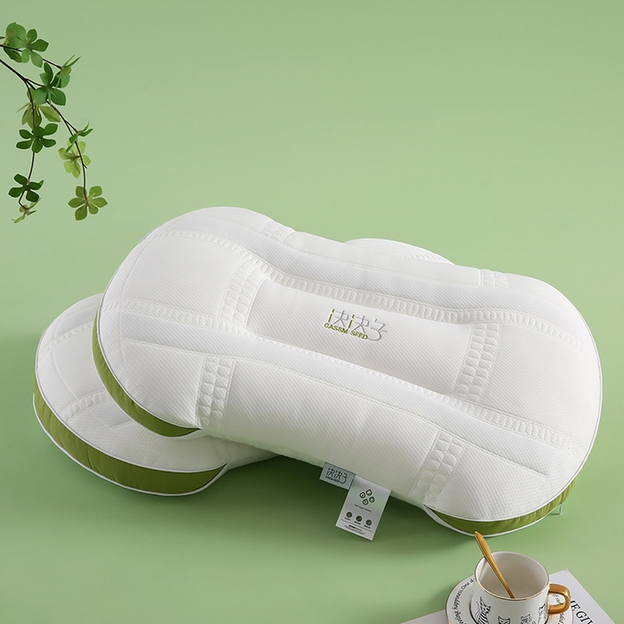 91家纺网 家纺一手货源 找家纺 （总）沃兰国际 决决子针织羽丝绒枕头成人护颈单人枕芯蛋糕枕