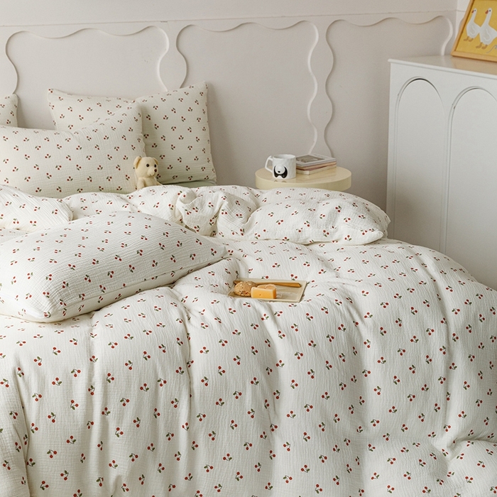 91家纺网 家纺一手货源 找家纺 蜜柚 2024新款全棉双层皱皱纱四件套 小樱桃