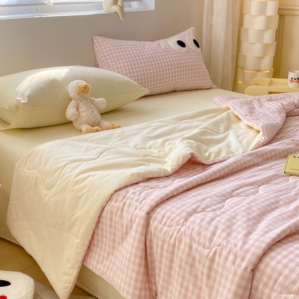 91家纺网 家纺一手货源 找家纺 （总）贝扬思 2025新款超柔110克云朵棉系列夏被四件套