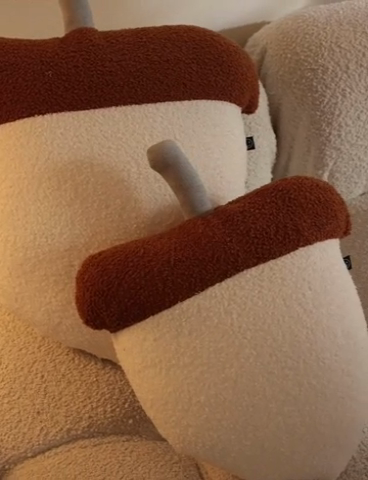 91家纺网 家纺一手货源 找家纺 （总）美茉家居 2024新款松果抱枕