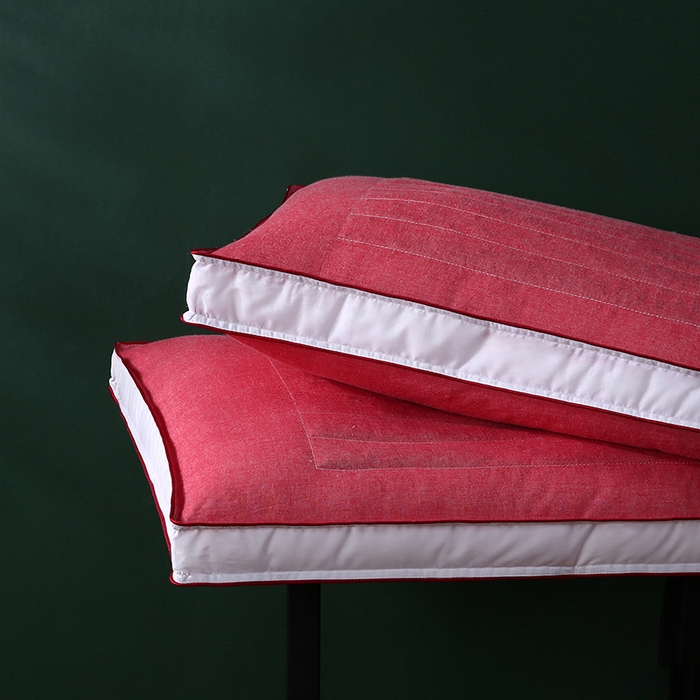 91家纺网 家纺一手货源 找家纺 沃兰国际 新款全棉水洗棉荞麦枕芯花草护颈枕头单人绗缝定型枕 胭脂红