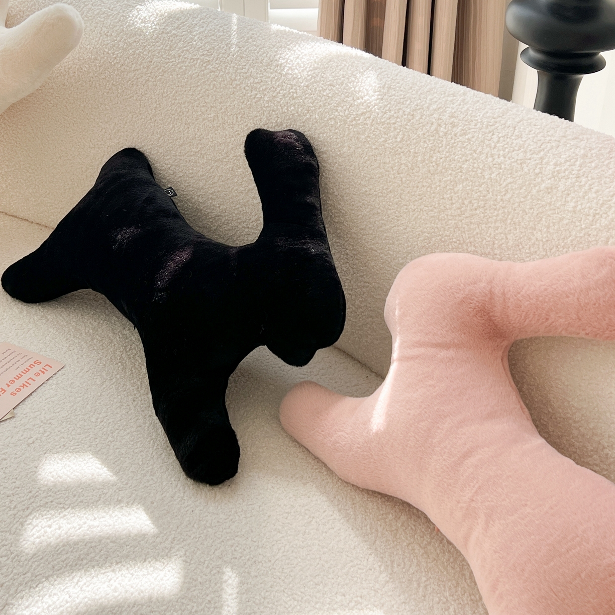 91家纺网 家纺一手货源 找家纺 （总）美茉家居 2024新款兔年写意抱枕