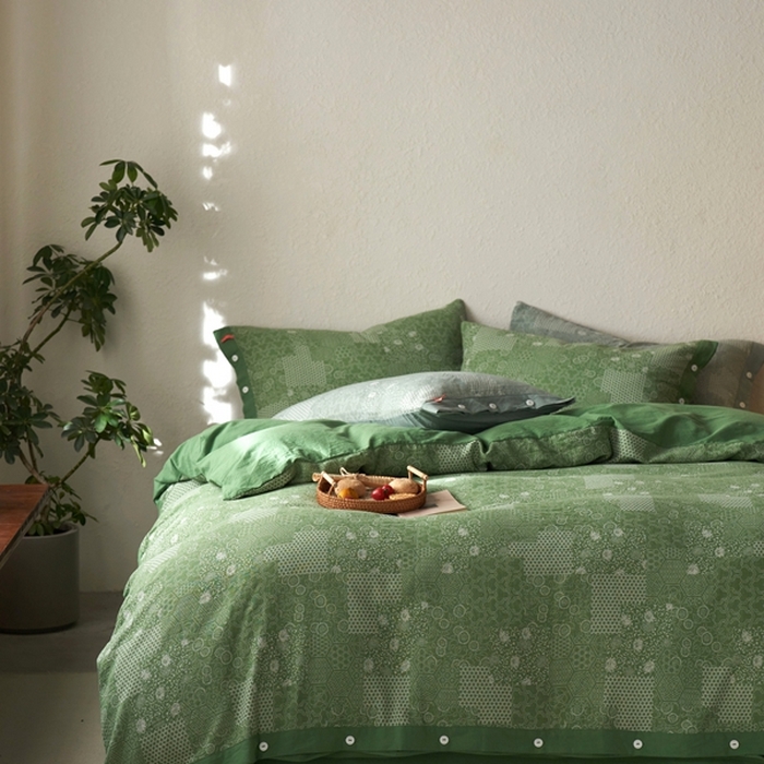 91家纺网 家纺一手货源 找家纺 安莱生活 2024年新品高端双层纱大提花工艺款缤纷花妍纽扣款 缤纷花妍纽扣款-嫩绿