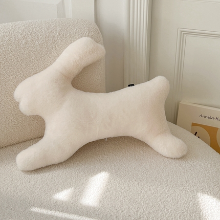 91家纺网 家纺一手货源 找家纺 （总）美茉家居 2024新款兔年写意抱枕