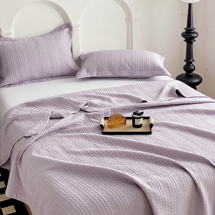 91家纺网 家纺一手货源 找家纺 沐纯家居 2024新款纯色天丝床盖 高贵紫