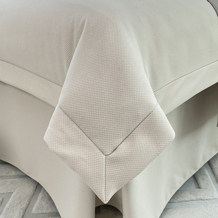 91家纺网 家纺一手货源 找家纺 莉人坊 2024新款米啦棉床罩 雅韵淡杏