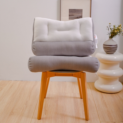 91家纺网 家纺一手货源 找家纺 （总）芯元素 2024新款 反牵引针织棉枕头枕芯护颈椎枕助睡眠家用学生枕头