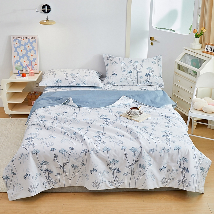 91家纺网 家纺一手货源 找家纺 元元被芯 2024新款全棉小清新夏被四件套-单夏被 璀璨-兰