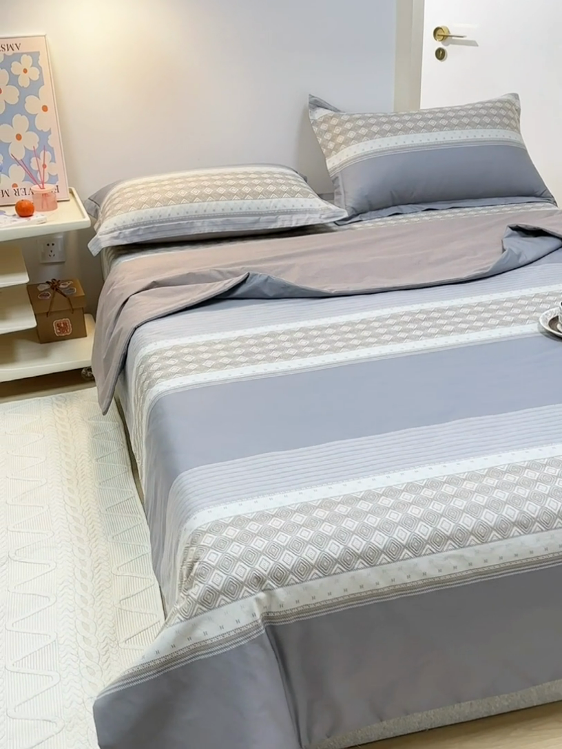 91家纺网 家纺一手货源 找家纺 元元被芯 2024新款全棉小清新夏被四件套-单夏被 印象都市-灰