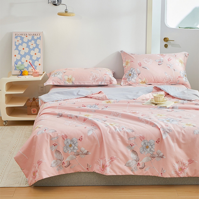 91家纺网 家纺一手货源 找家纺 元元被芯 2024新款全棉小清新夏被四件套-单夏被 花之绚烂-粉