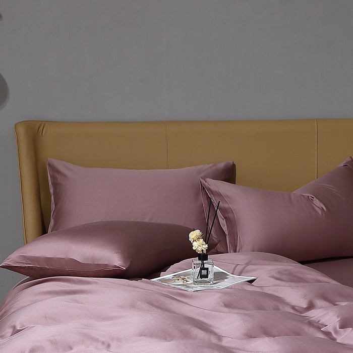 91家纺网 家纺一手货源 找家纺 晶缦家纺 2024新款100S全棉贡缎长绒棉纯色四件套和单品-纯沐系列 单枕套 纯沐-帛咖色