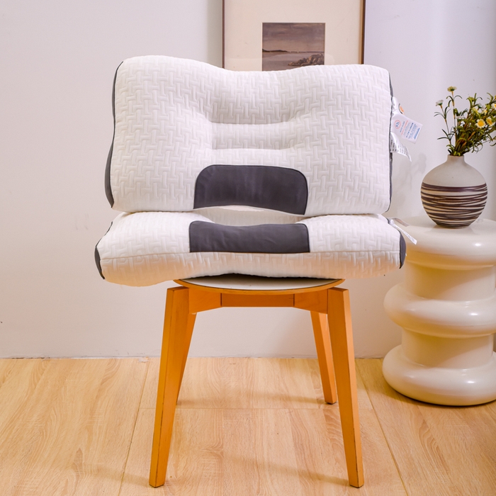 91家纺网 家纺一手货源 找家纺 （总）芯元素 2024新款 3D立体SPA按摩枕分区助睡眠护颈枕头针织棉枕芯枕头