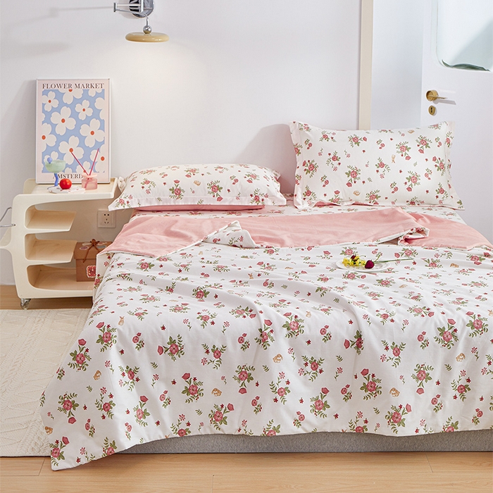 91家纺网 家纺一手货源 找家纺 元元被芯 2024新款全棉小清新夏被四件套-单夏被 古茗