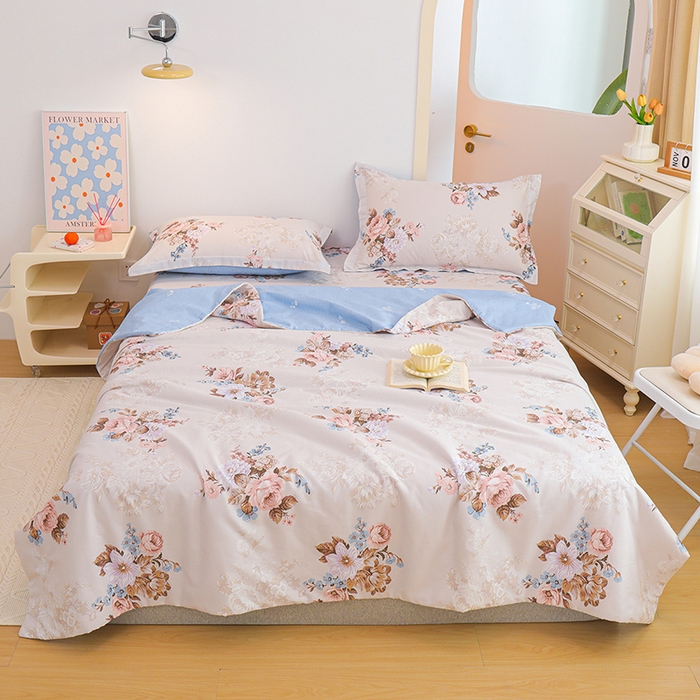 91家纺网 家纺一手货源 找家纺 元元被芯 2024新款全棉小清新夏被四件套-单夏被 娜朵花开