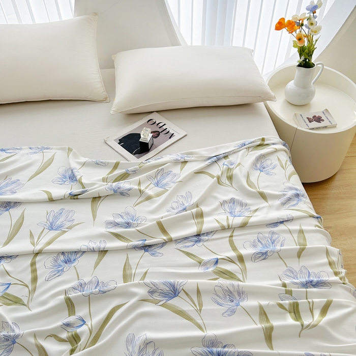 91家纺网 家纺一手货源 找家纺 首爱2025新款印花竹纤维午睡盖毯子空调毯沙发毯多功能儿童盖毯毯子洛伊