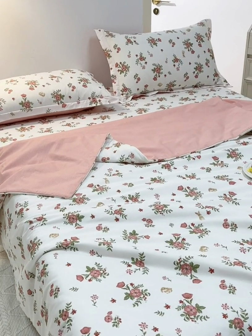 91家纺网 家纺一手货源 找家纺 元元被芯 2024新款全棉小清新夏被四件套-单夏被 古茗