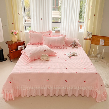 宜凡家纺 2024新款全棉夹棉绣花花边系列床盖三件套 小樱桃 粉