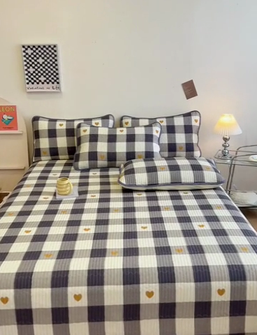 91家纺网 家纺一手货源 找家纺 莎果 2024新款正面纯棉绗缝床盖 米格利