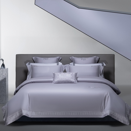 91家纺网 家纺一手货源 找家纺 高大尚2025春夏新品长绒棉高端绣花四件套-芬迪 芬迪-绅士灰