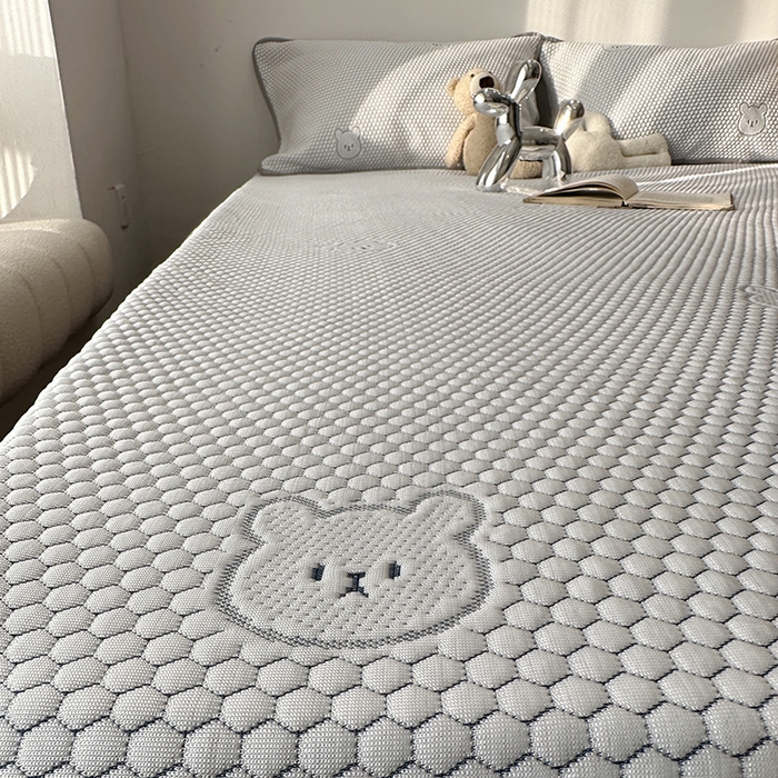 91家纺网 家纺一手货源 找家纺 （总）千朵  2024新款床笠款3D凉感豆豆凉席