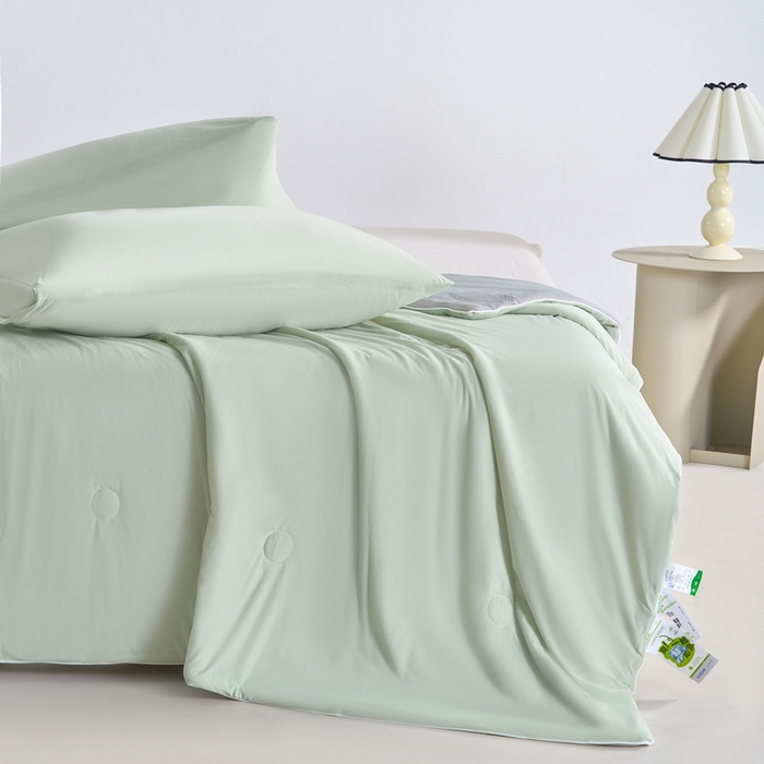 91家纺网 家纺一手货源 找家纺 梦恬佳2024新款A类冰淇凌凉感丝夏被 水绿色