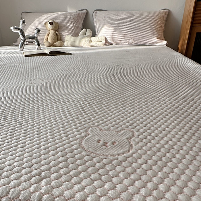 91家纺网 家纺一手货源 找家纺 千朵  2024新款床笠款3D凉感豆豆凉席 小熊粉