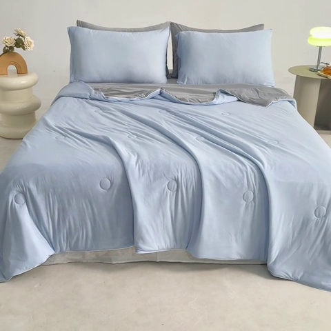 91家纺网 家纺一手货源 找家纺 梦恬佳2024新款A类冰淇凌凉感丝夏被 天空蓝