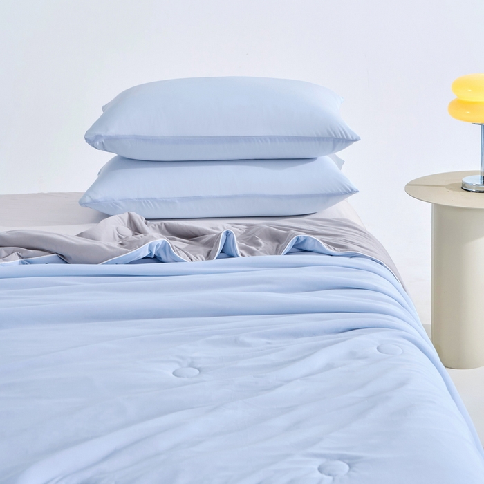 91家纺网 家纺一手货源 找家纺 梦恬佳2024新款A类冰淇凌凉感丝夏被 天空蓝