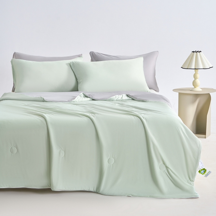 91家纺网 家纺一手货源 找家纺 梦恬佳2024新款A类冰淇凌凉感丝夏被 水绿色