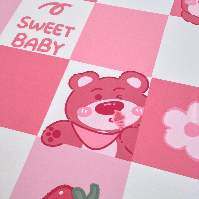 91家纺网 家纺一手货源 找家纺 洺兰家居 2025新款全棉喷气印花单床笠纯棉小清新花卉北欧风床套/枕套 草莓熊