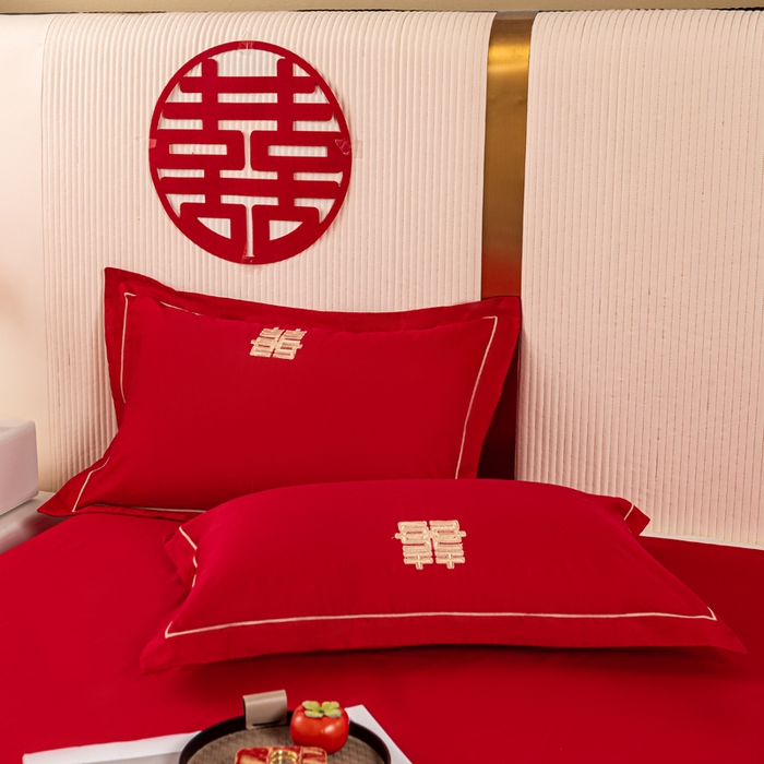 91家纺网 家纺一手货源 找家纺 银石 2024新款60新疆长绒棉大红婚庆绣花四件套 山河见证