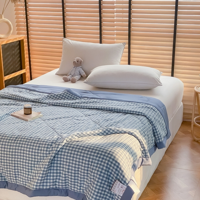 91家纺网 家纺一手货源 找家纺 梦恬佳2024新款无印风水洗棉夏被-蓝小格