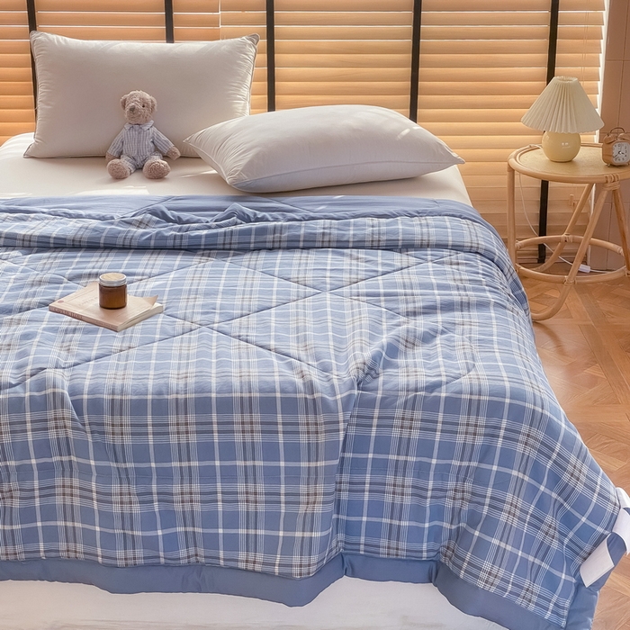 91家纺网 家纺一手货源 找家纺 梦恬佳2024新款无印风水洗棉夏被-春野蓝