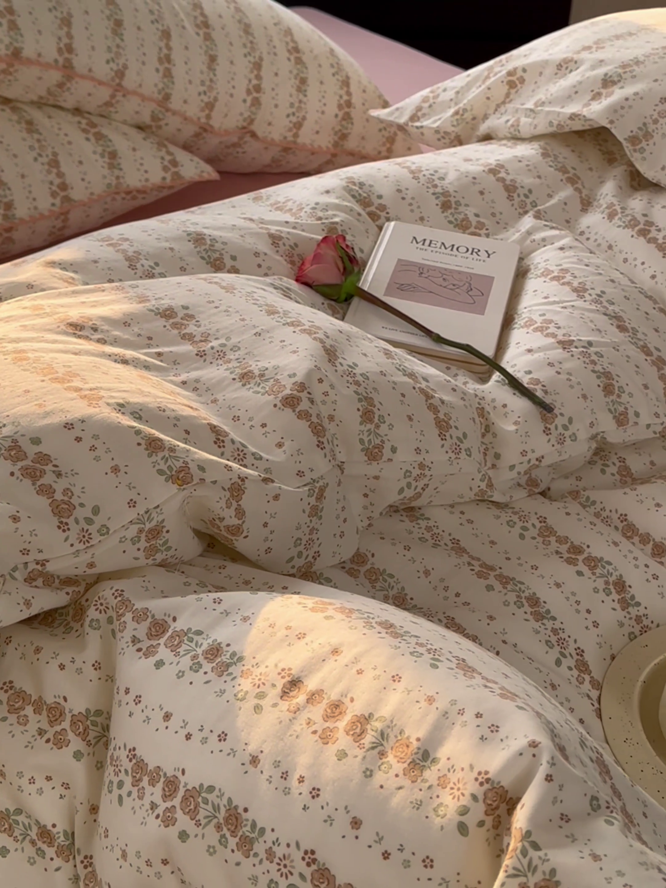 91家纺网 家纺一手货源 找家纺 洋铭区（原狠狠爱） 2024新款全棉双层纱四件套 桃粉小花