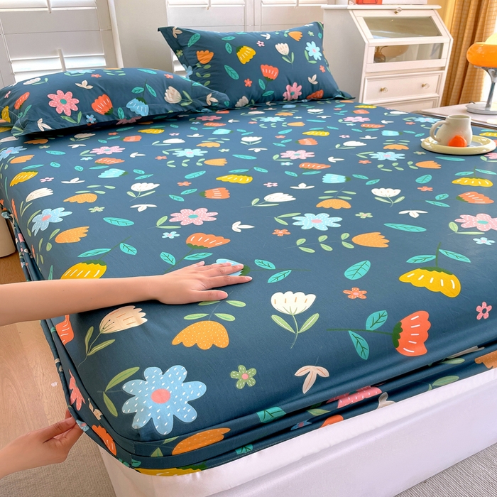 91家纺网 家纺一手货源 找家纺 洺兰家居 2025新款全棉喷气印花单床笠纯棉小清新花卉北欧风床套/枕套 洛洛繁花蓝