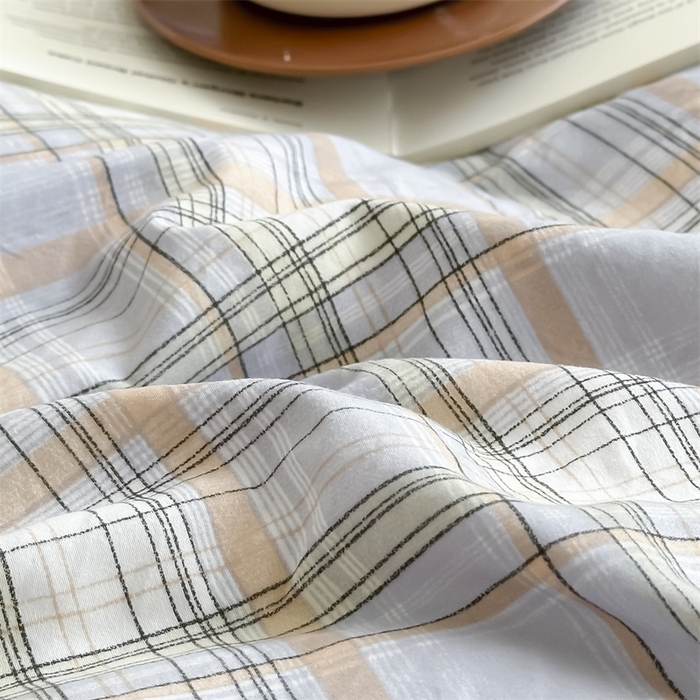 91家纺网 家纺一手货源 找家纺 古吉梦 2024新款水洗棉小清新印花格子系列四件套 G可可紫+浅紫