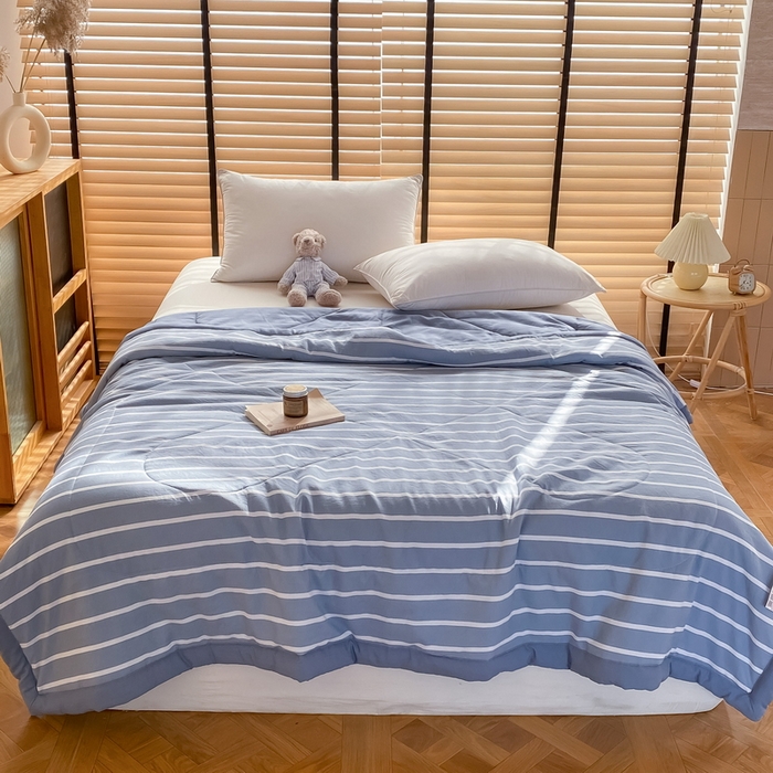 91家纺网 家纺一手货源 找家纺 梦恬佳2024新款无印风水洗棉夏被-蓝白条