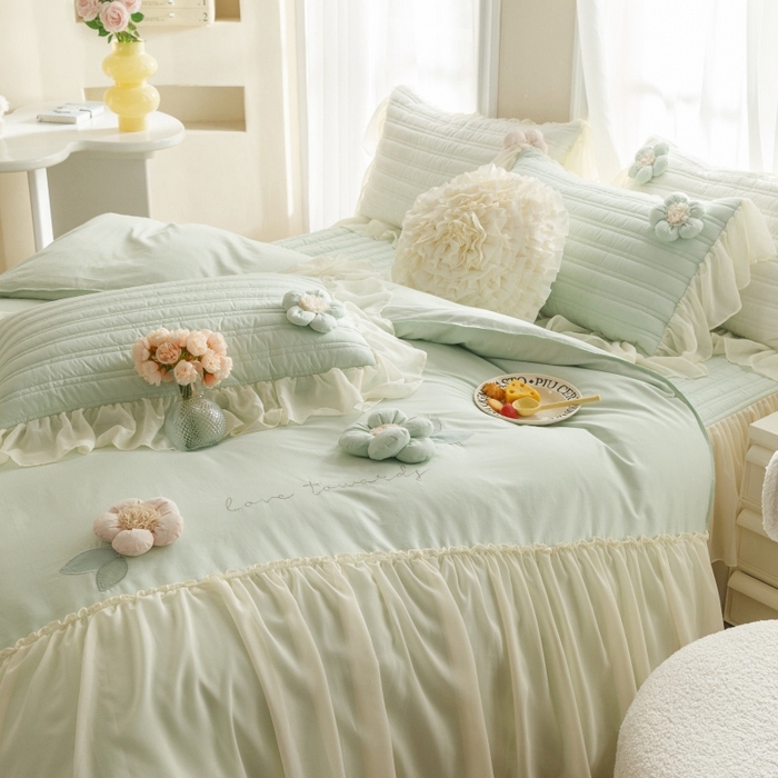 91家纺网 家纺一手货源 找家纺 胜权家纺 2024新款A类水洗60支全棉工艺款夹棉床裙四件套 花儿朵朵-清新绿