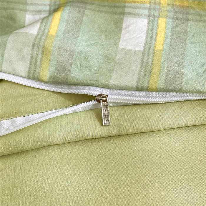 91家纺网 家纺一手货源 找家纺 古吉梦 2024新款水洗棉小清新印花格子系列四件套 G简兮-绿+果绿