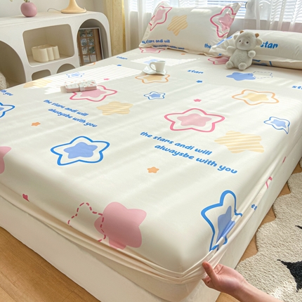 91家纺网 家纺一手货源 找家纺 久云居2024A类印花磨毛防水床笠 追梦星星