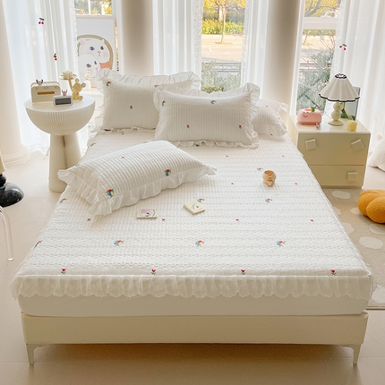 宜凡家纺 2024新款全棉夹棉绣花花边系列床笠三件套 花语 奶白