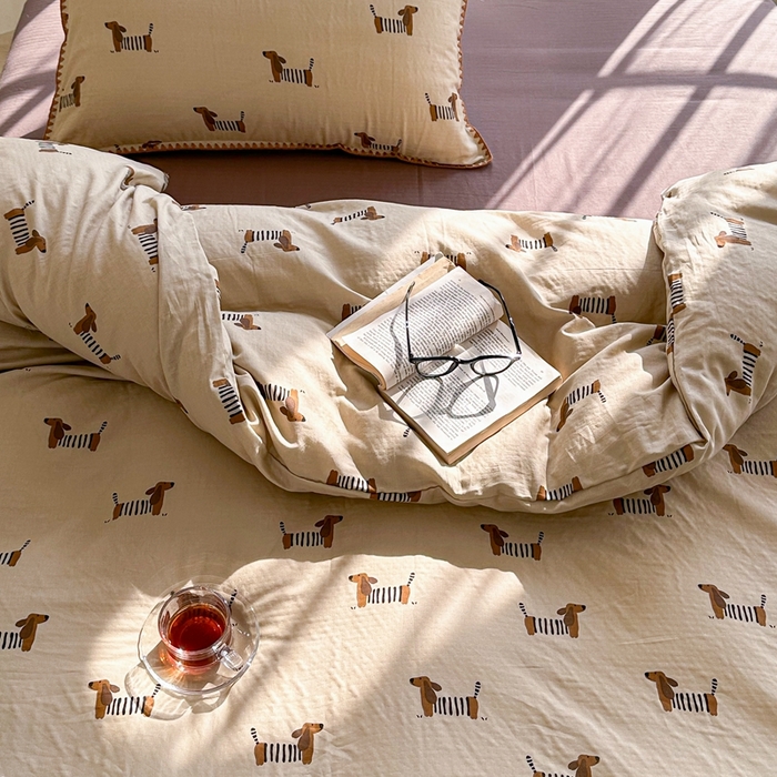 91家纺网 家纺一手货源 找家纺 洋铭区（原狠狠爱） 2024新款全棉双层纱四件套 小狗条条