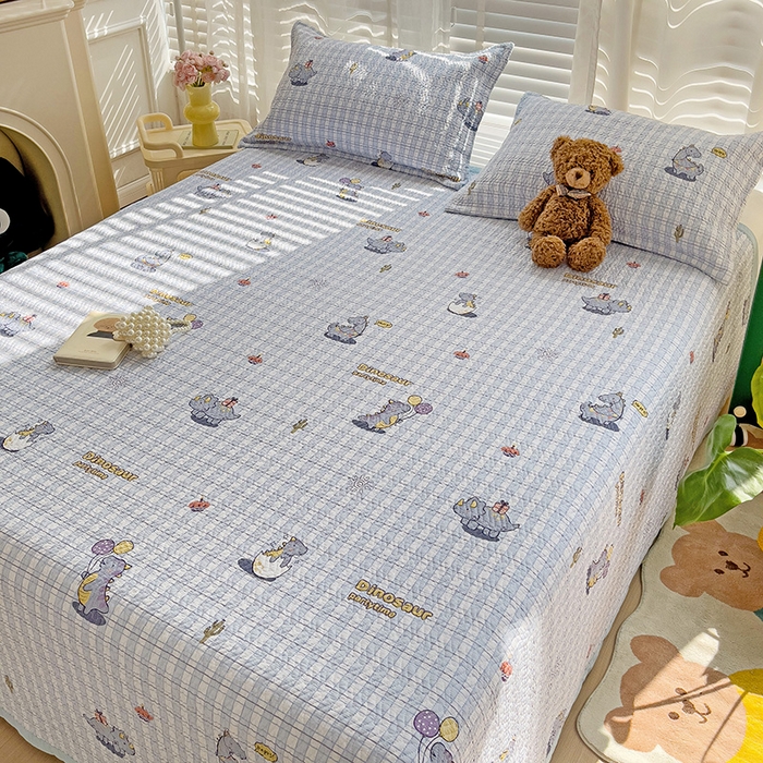91家纺网 家纺一手货源 找家纺 胜权家纺 2024新款A类60支双面全棉高温水洗夹棉床盖三件套 可爱恐龙