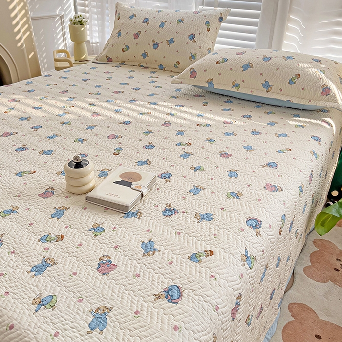 91家纺网 家纺一手货源 找家纺 2024新款A类60支双面全棉高温水洗夹棉单床盖填充新疆棉花 快乐兔