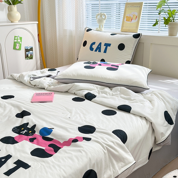 91家纺网 家纺一手货源 找家纺 星期八 2024新款针织棉夏被四件套 小猫