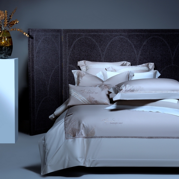 91家纺网 家纺一手货源 找家纺 高大尚2025春夏新品长绒棉高端绣花四件套-香榭丽 香榭丽-绅士灰