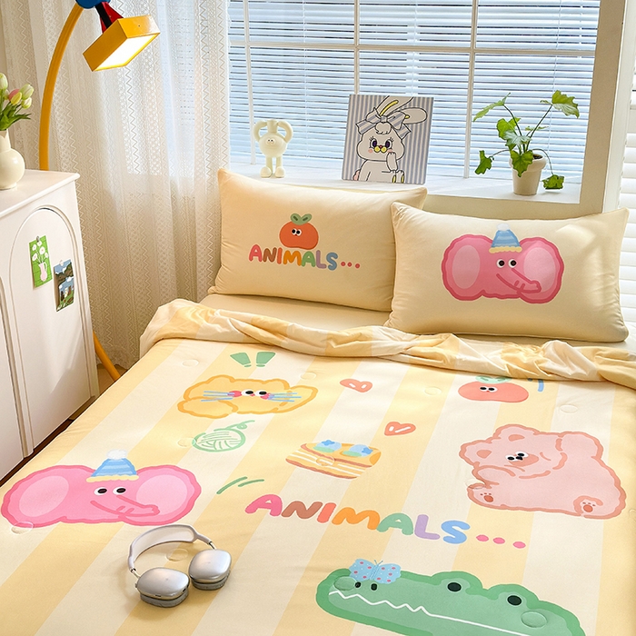 91家纺网 家纺一手货源 找家纺 星期八 2024新款针织棉夏被四件套 动物园