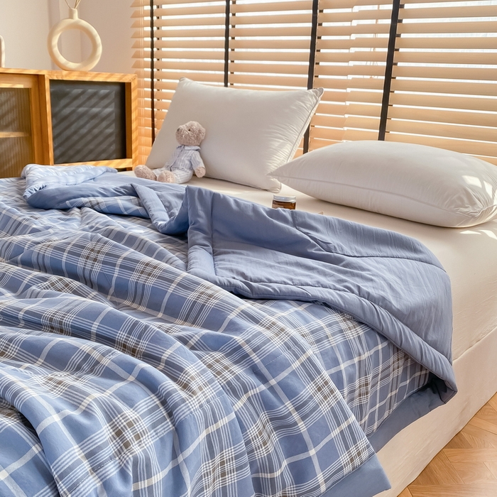 91家纺网 家纺一手货源 找家纺 梦恬佳2024新款无印风水洗棉夏被-春野蓝