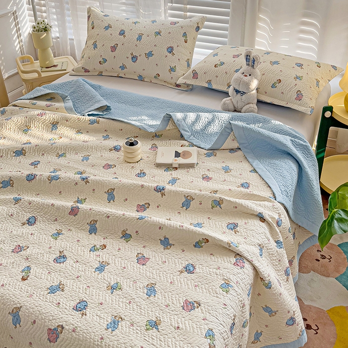 91家纺网 家纺一手货源 找家纺 胜权家纺 2024新款A类60支双面全棉高温水洗夹棉床盖三件套 快乐兔